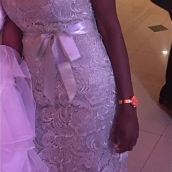 Dress - Picture 3 of 3